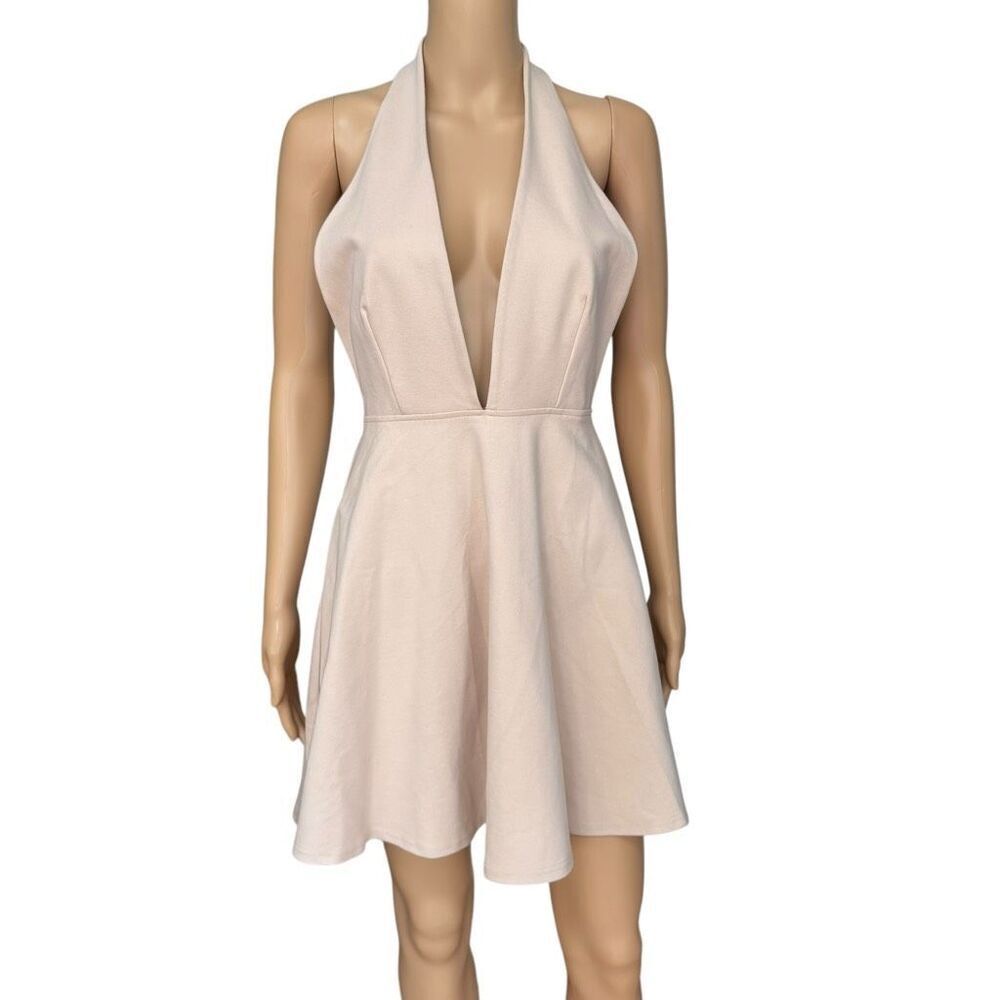 Alythea blush pink cream Marylin dress halter neck backless skater dress M NWT